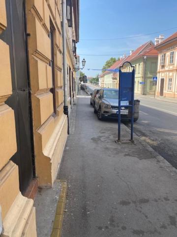 Zlatica Petrovaradin Exteriör bild